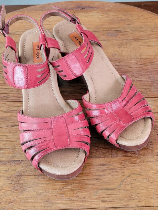 Miz Mooz Shoes - Miz Mooz Red Leather Hilary Platform Sandals Boho Size 8.5